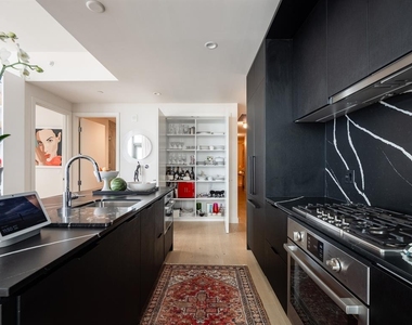 44 East Ave - Photo Thumbnail 2