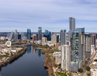 44 East Ave - Photo Thumbnail 9