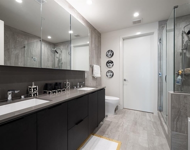 44 East Ave - Photo Thumbnail 16