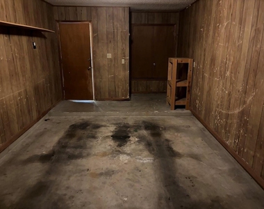2607 Howellwood Way - Photo Thumbnail 14