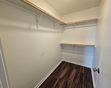 16721 Hamilton Point Cir - Photo Thumbnail 19