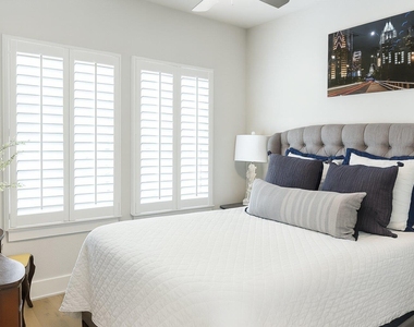 5503 William Holland Ave - Photo Thumbnail 6
