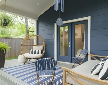 5503 William Holland Ave - Photo Thumbnail 12