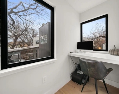 2311 E 8th St - Photo Thumbnail 19