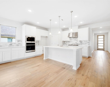1313 Marina Grand Ter - Photo Thumbnail 5
