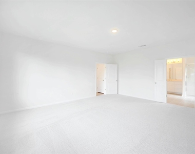 1313 Marina Grand Ter - Photo Thumbnail 14