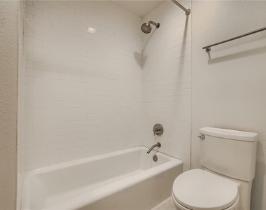 718 Bermuda St - Photo Thumbnail 28