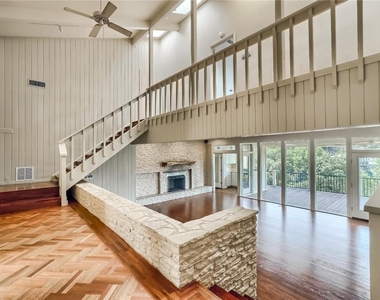 718 Bermuda St - Photo Thumbnail 6