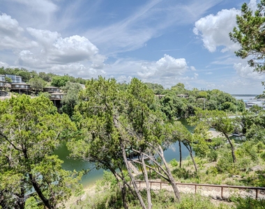 718 Bermuda St - Photo Thumbnail 3