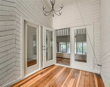 718 Bermuda St - Photo Thumbnail 7