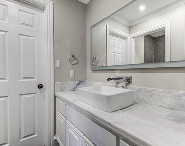 1917 Lakecliff Hills Ln - Photo Thumbnail 19