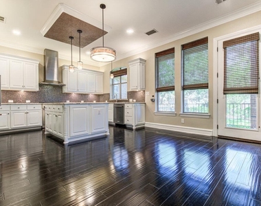 1917 Lakecliff Hills Ln - Photo Thumbnail 9