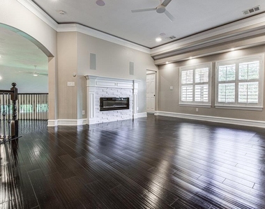 1917 Lakecliff Hills Ln - Photo Thumbnail 25