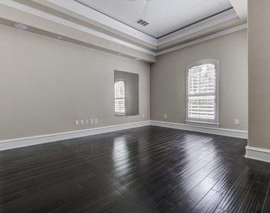 1917 Lakecliff Hills Ln - Photo Thumbnail 21