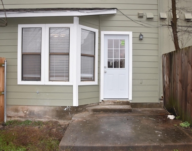 1810 Rawhide Loop - Photo Thumbnail 27