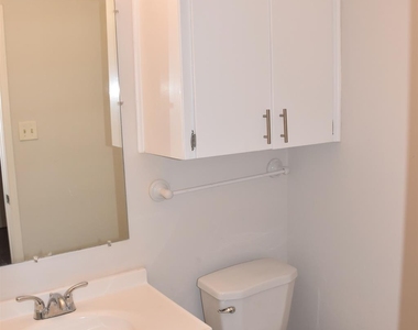 1810 Rawhide Loop - Photo Thumbnail 26