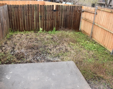 1810 Rawhide Loop - Photo Thumbnail 28