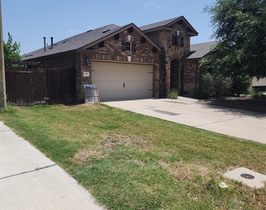 3716 Anchor Bay Dr - Photo Thumbnail 13
