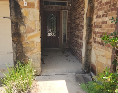 3716 Anchor Bay Dr - Photo Thumbnail 16