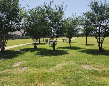 3716 Anchor Bay Dr - Photo Thumbnail 19