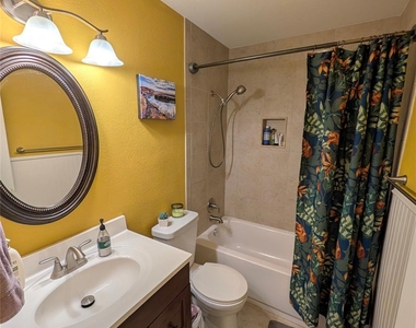 8007 Forbsdale Dr W - Photo Thumbnail 11