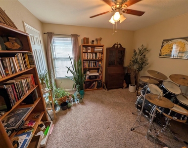 8007 Forbsdale Dr W - Photo Thumbnail 8