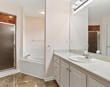 11466 Courtney Waters Lane - Photo Thumbnail 16