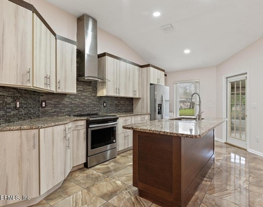 11466 Courtney Waters Lane - Photo Thumbnail 7