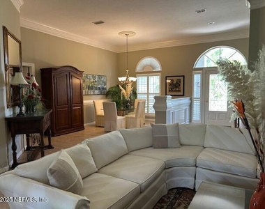233 Marshside Drive - Photo Thumbnail 8
