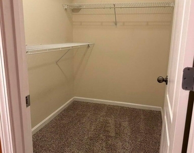 3750 Silver Bluff Boulevard - Photo Thumbnail 16