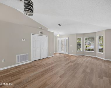 1845 Saga Court - Photo Thumbnail 6