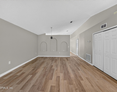 1845 Saga Court - Photo Thumbnail 5
