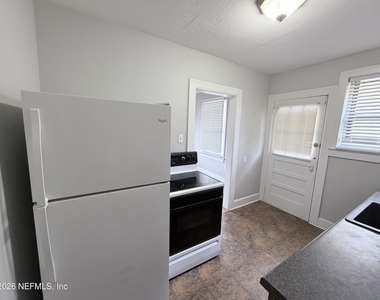 5324 Fremont Street - Photo Thumbnail 10