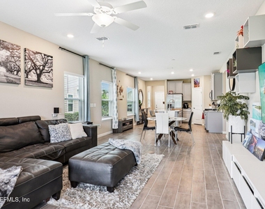 3956 Bloomfield Court - Photo Thumbnail 6