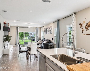 3956 Bloomfield Court - Photo Thumbnail 12
