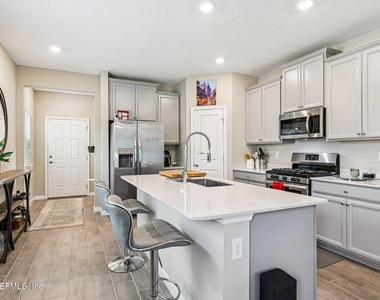 3956 Bloomfield Court - Photo Thumbnail 9