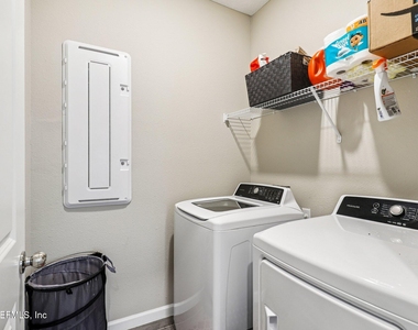 3956 Bloomfield Court - Photo Thumbnail 27