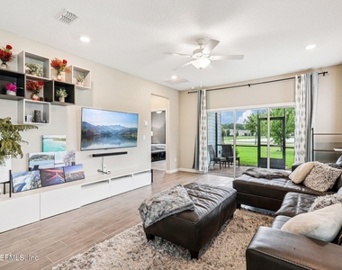 3956 Bloomfield Court - Photo Thumbnail 5