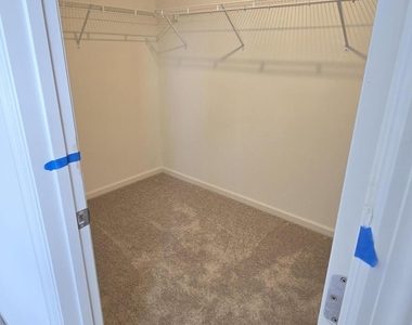 6821 Gable Grove Avenue - Photo Thumbnail 15