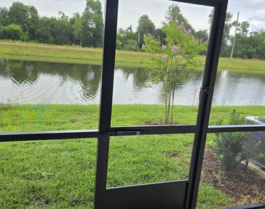 6821 Gable Grove Avenue - Photo Thumbnail 10