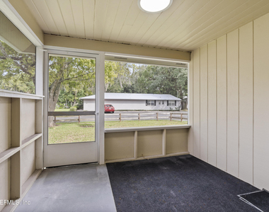 1002 Day Avenue - Photo Thumbnail 1