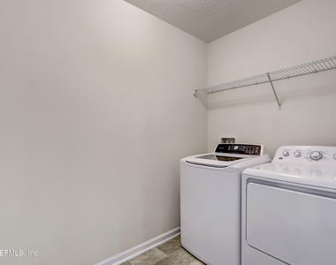 70 Cody Street - Photo Thumbnail 39