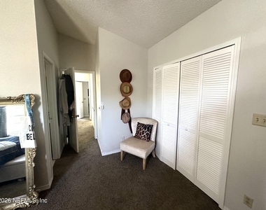 483 11th Avenue S - Photo Thumbnail 3