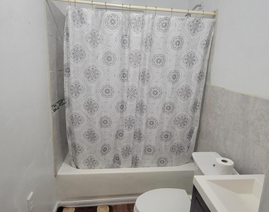 2810 Venus Street - Photo Thumbnail 11