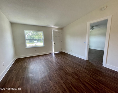 10867 Bahia Drive - Photo Thumbnail 8