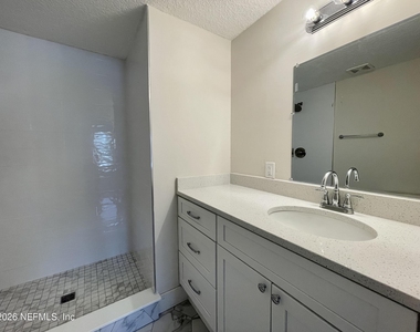 10867 Bahia Drive - Photo Thumbnail 12