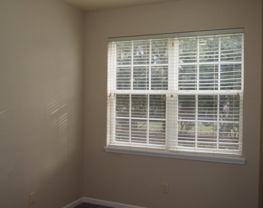 12301 Kernan Forest Boulevard - Photo Thumbnail 12