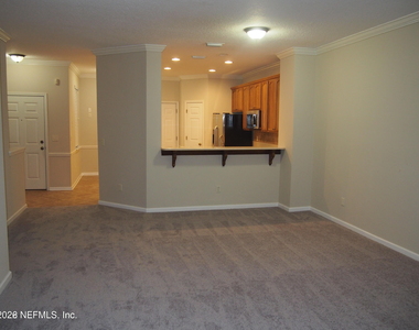 12301 Kernan Forest Boulevard - Photo Thumbnail 6