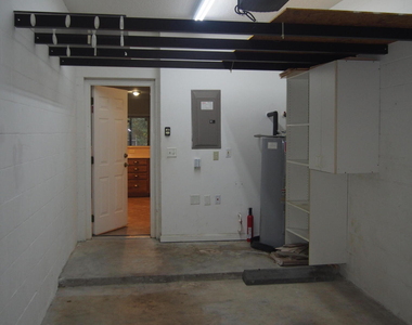 12301 Kernan Forest Boulevard - Photo Thumbnail 30
