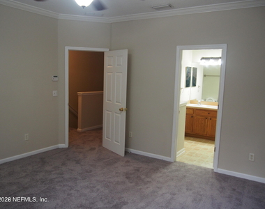 12301 Kernan Forest Boulevard - Photo Thumbnail 13